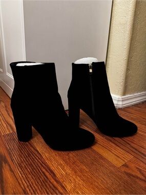 Pretty Little Thing Ankle Boots